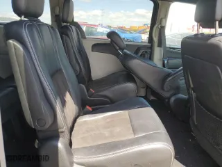 2019 Dodge Grand Caravan SXT with VIN 2C4RDGCG5KR562319, listed as a Copart auction lot 53356455 with 102,092 mi miles and Salvage Title. Bid and sale history available at carsss.com. Image 11.