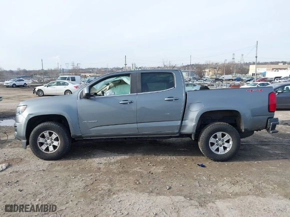 2019 Chevrolet Colorado 4WD Work Truck with VIN 1GCGTBEN0K1266296, listed as a IAAI auction lot 41499877 with NaN miles. Bid and sale history available at carsss.com. Image 15.