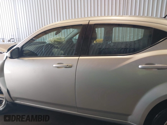 2010 Dodge Avenger R/T with VIN 1B3CC5FB8AN235892, listed as a IAAI auction lot 41630256 with 157,774 mi miles. Bid and sale history available at carsss.com. Image 15.