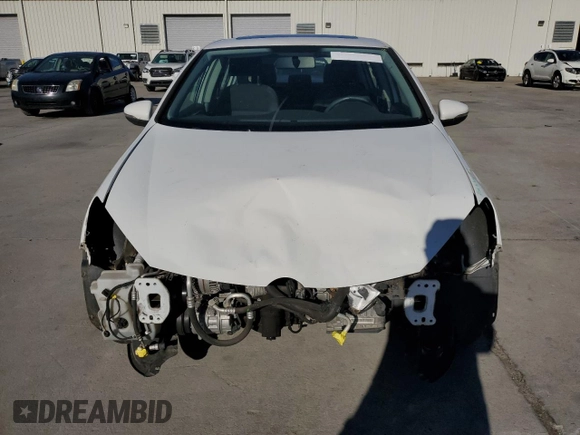 2014 Volkswagen Golf with VIN WVWDB7AJ9EW002927, listed as a Copart auction lot 85236304 with 133,592 mi miles and Salvage title. Bid and sale history available at DreamBid. Image 5.