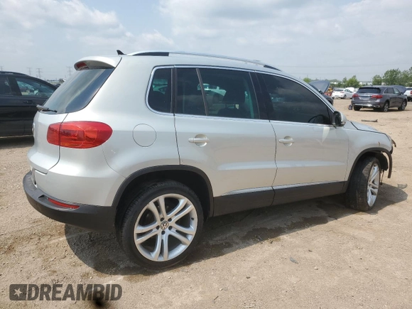 2013 Volkswagen Tiguan S with VIN WVGAV3AX6DW588083, listed as a Copart auction lot 60114965 with 109,318 mi miles and Salvage title. Bid and sale history available at DreamBid. Image 3.