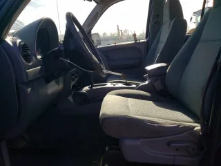 2007 Jeep Liberty Sport z VIN 1J4GL48K87W538434, wystawiony jako Copart lot #43650105 z przebiegiem 144 747 mil mil oraz Szkoda całkowita • Salvage title. Historia ofert i sprzedaży dostępna na DreamBid. Obrazek 7.