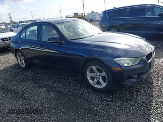 2014 BMW 3 Series 328d xDrive with VIN WBA3D5C53EKX95091, listed as a IAAI auction lot 41696613 with 117,982 mi miles. Bid and sale history available at carsss.com. Image 1.