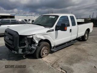 2012 Ford Super Duty F-250 SRW XL with VIN 1FT7X2A68CEC70254, listed as a Copart auction lot 77604414 with 203,004 mi miles and Salvage Title. Bid and sale history available at carsss.com. Image 1.