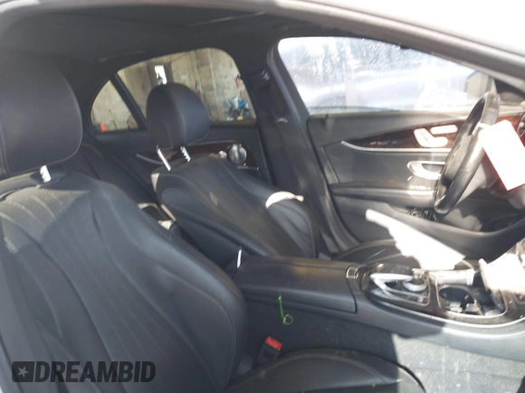 2017 Mercedes-Benz E 300 Luxury с VIN WDDZF4KB3HA177441, выставлен на аукционе IAAI как лот 41143481 с пробегом 35 468 миль миль и . История ставок и продаж доступна на DreamBid. Изображение 5.