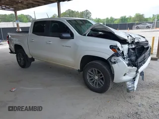 2023 Chevrolet Colorado 4WD LT z VIN 1GCPTCEK0P1221796, wystawiony jako IAAI lot #42076600 z przebiegiem 23 262 mil mil oraz . Historia ofert i sprzedaży dostępna na DreamBid. Obrazek 1.