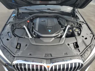 2022 BMW 7 Series 740i with VIN WBA7T2C08NCH20648, listed as a Copart auction lot 63519843 with 44,758 mi miles. Bid and sale history available at carsss.com. Image 11.