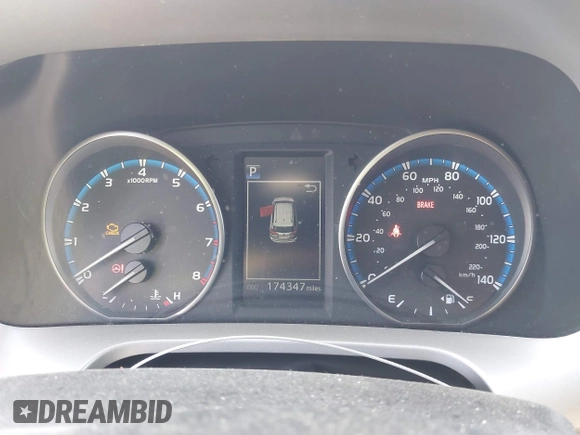 2018 Toyota RAV4 XLE with VIN 2T3WFREV7JW480326, listed as a IAAI auction lot 42021965 with 174,347 mi miles. Bid and sale history available at carsss.com. Image 7.