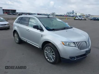 2011 Lincoln MKX z VIN 2LMDJ8JK7BBJ15676, wystawiony jako IAAI lot #42096817 z przebiegiem 218 798 mil mil oraz . Historia ofert i sprzedaży dostępna na DreamBid. Obrazek 1.