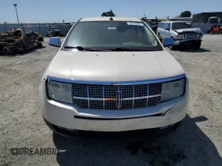 2008 Lincoln MKX with VIN 2LMDU68C08BJ30684, listed as a Copart auction lot 53810885 with 179,874 mi miles and Salvage Title. Bid and sale history available at carsss.com. Image 5.