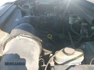 2003 Ford F-150 XL с VIN 1FTRF17243NA15286, выставлен на аукционе IAAI как лот 42991670 с пробегом 212 991 миль миль и . История ставок и продаж доступна на DreamBid. Изображение 12.