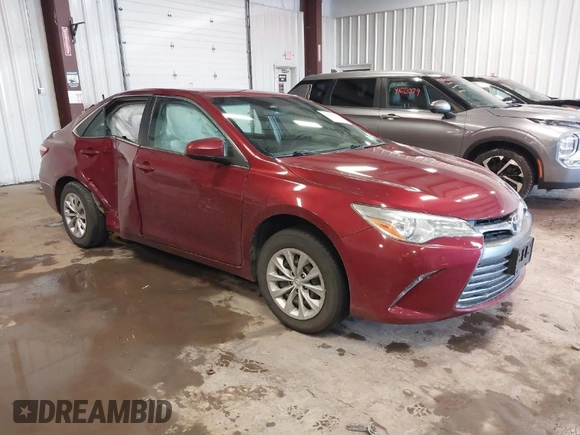 2017 Toyota Camry XLE with VIN 4T1BF1FK5HU692603, listed as a IAAI auction lot 41627917 with 21,986 mi miles. Bid and sale history available at carsss.com. Image 1.