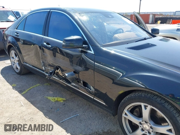 2013 Mercedes-Benz S 550 with VIN WDDNG9EB3DA523390, listed as a IAAI auction lot 41967859 with 131,154 mi miles and . Bid and sale history available at DreamBid. Image 6.