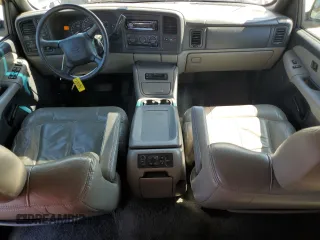 2002 Chevrolet Tahoe Z71 with VIN 1GNEK13ZX2R238783, listed as a Copart auction lot 47991245 with 198,327 mi miles and Salvage Title. Bid and sale history available at carsss.com. Image 8.