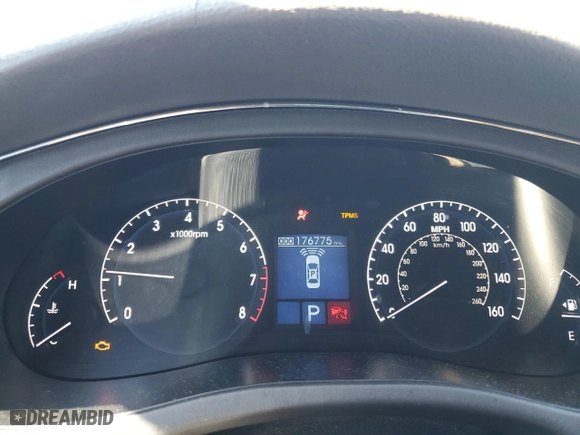 2010 Hyundai Genesis with VIN KMHGC4DF6AU072094, listed as a Copart auction lot 45290745 with 176,775 mi miles and Salvage Title. Bid and sale history available at carsss.com. Image 9.