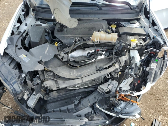 2019 Jeep Cherokee Latitude with VIN 1C4PJLCB3KD262553, listed as a Copart auction lot 58127155 with 70,236 mi miles and Salvage title. Bid and sale history available at DreamBid. Image 12.