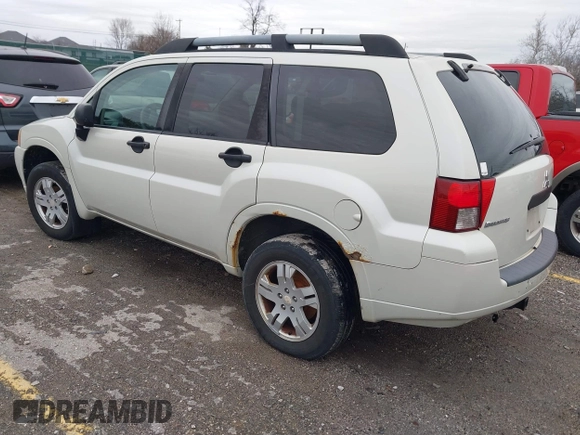 2007 Mitsubishi Endeavor LS with VIN 4A4MN21S47E075272, listed as a IAAI auction lot 41751802 with 189,090 mi miles. Bid and sale history available at carsss.com. Image 3.