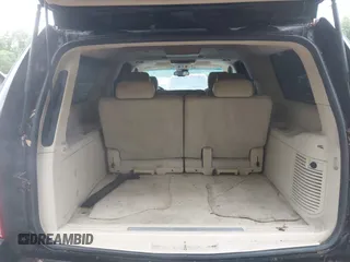 2007 Cadillac Escalade ESV z VIN 1GYFK66827R261571, wystawiony jako IAAI lot #42422302 z przebiegiem 197 501 mil mil oraz . Historia ofert i sprzedaży dostępna na DreamBid. Obrazek 12.