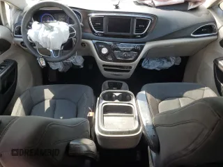 2018 Chrysler Pacifica Touring Plus with VIN 2C4RC1FG8JR365588, listed as a Copart auction lot 61787625 with 98,316 mi miles and Salvage title. Bid and sale history available at DreamBid. Image 8.