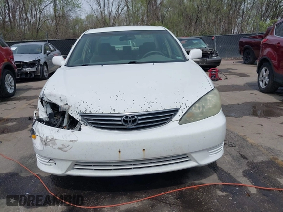 2006 Toyota Camry STD with VIN 4T1BE32K26U746232, listed as a IAAI auction lot 41946093 with 131,185 mi miles. Bid and sale history available at carsss.com. Image 12.