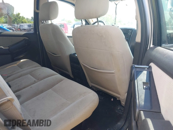 2008 Ford Explorer XLT z VIN 1FMEU73E98UA92588, wystawiony jako IAAI lot #42612972 z przebiegiem 194 059 mil mil oraz . Historia ofert i sprzedaży dostępna na DreamBid. Obrazek 8.