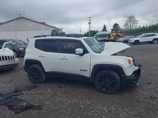 2017 Jeep Renegade Latitude с VIN ZACCJBBB5HPG63638, выставлен на аукционе IAAI как лот 42176944 с пробегом 143 930 миль миль и . История ставок и продаж доступна на DreamBid. Изображение 13.