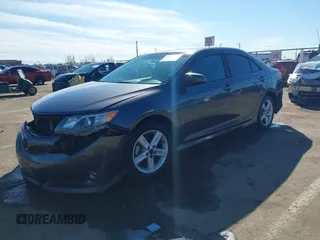 2013 Toyota Camry L with VIN 4T1BF1FK2DU204556, listed as a IAAI auction lot 41699474 with 200,897 mi miles. Bid and sale history available at carsss.com. Image 2.