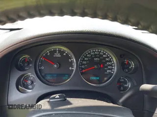 2010 Chevrolet Tahoe LT z VIN 1GNUKBE04AR194729, wystawiony jako IAAI lot #42408855 z przebiegiem 192 532 mil mil oraz . Historia ofert i sprzedaży dostępna na DreamBid. Obrazek 7.