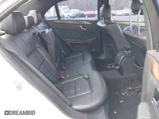 2011 Mercedes-Benz E-Class E 350 Luxury with VIN WDDHF8HB5BA491366, listed as a IAAI auction lot 42101099 with 310,217 mi miles. Bid and sale history available at carsss.com. Image 8.