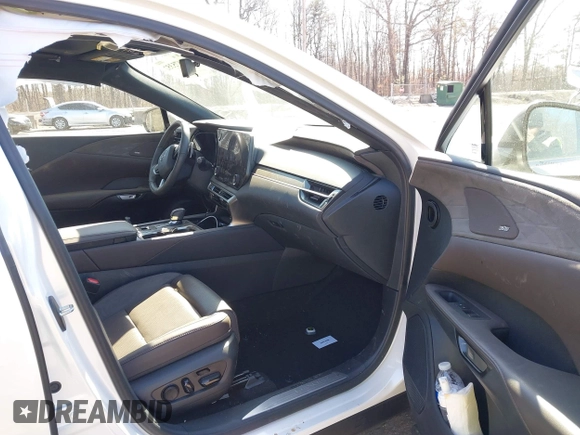 2023 Lexus RX 350 z VIN 2T2BAMCA7PC030674, wystawiony jako IAAI lot #41675352 z przebiegiem 13 337 mil mil oraz . Historia ofert i sprzedaży dostępna na DreamBid. Obrazek 5.