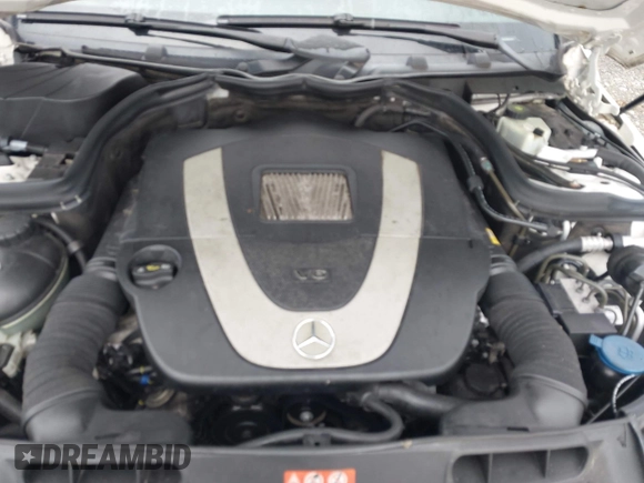 2009 Mercedes-Benz C-Class 3.0L Sport with VIN WDDGF81X89R062476, listed as a IAAI auction lot 42025911 with 155,912 mi miles. Bid and sale history available at carsss.com. Image 10.