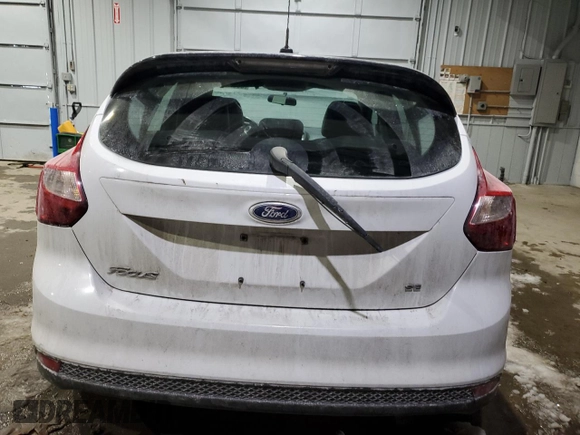 2014 Ford Focus SE with VIN 1FADP3K24EL125303, listed as a Copart auction lot 43498485 with 107,665 mi miles and Non Repairable. Bid and sale history available at carsss.com. Image 6.