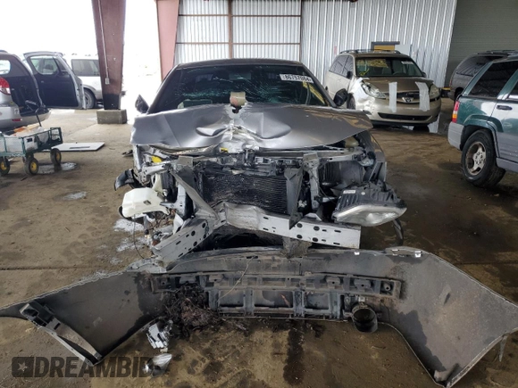 2014 Chrysler 300 with VIN 2C3CCAET6EH118283, listed as a Copart auction lot 86757084 with 113,641 mi miles and Salvage Title. Bid and sale history available at carsss.com. Image 5.
