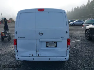 2018 Nissan NV200 Compact Cargo S with VIN 3N6CM0KN3JK699397, listed as a IAAI auction lot 40910685 with 116,115 mi miles. Bid and sale history available at carsss.com. Image 16.
