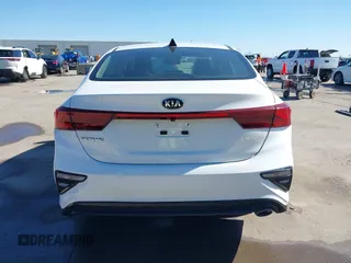 2021 Kia Forte FE with VIN 3KPF24AD7ME267985, listed as a IAAI auction lot 41686352 with 75,661 mi miles. Bid and sale history available at carsss.com. Image 17.