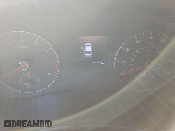 2017 Kia Cadenza Premium with VIN KNALB4J11H5073380, listed as a Copart auction lot 49945494 with 69,776 mi miles and Salvage Title. Bid and sale history available at carsss.com. Image 9.