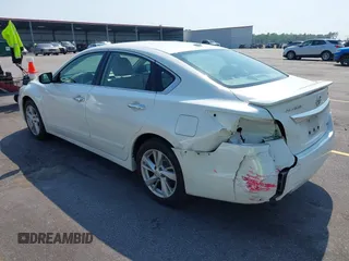 2014 Nissan Altima 2.5 with VIN 1N4AL3AP0EC110695, listed as a IAAI auction lot 41982775 with 105,395 mi miles. Bid and sale history available at carsss.com. Image 3.