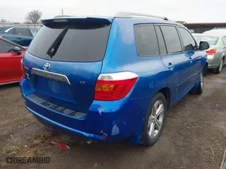 2008 Toyota Highlander Sport with VIN JTEDS43A682011877, listed as a IAAI auction lot 41546550 with 237,948 mi miles. Bid and sale history available at carsss.com. Image 4.