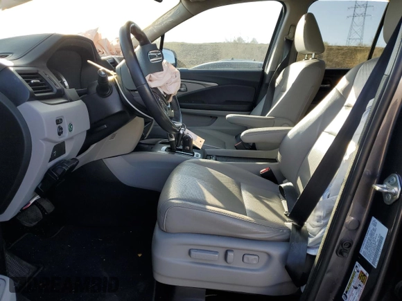 2019 Honda Ridgeline RTL-T with VIN 5FPYK3F67KB027637, listed as a Copart auction lot 53324325 with 70,801 mi miles and Salvage title. Bid and sale history available at DreamBid. Image 7.