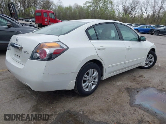 2012 Nissan Altima 2.5 with VIN 1N4AL2AP4CN533372, listed as a IAAI auction lot 41957380 with 108,594 mi miles and . Bid and sale history available at carsss.com. Image 4.