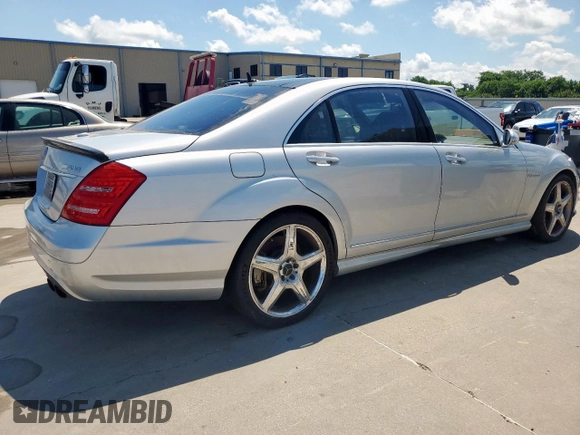 2007 Mercedes-Benz S с VIN WDDNG79X57A083123, выставлен на аукционе Copart как лот 56054735 с пробегом 147 709 миль миль и Чистый • Clean title. История ставок и продаж доступна на DreamBid. Изображение 3.