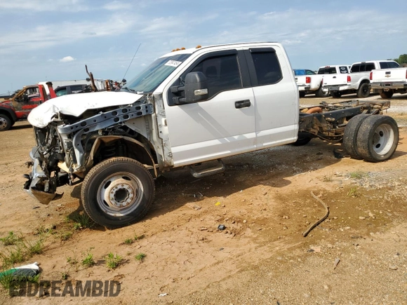 2019 Ford F-450 с VIN 1FD0X4GY0KEC06693, выставлен на аукционе Copart как лот 52847454 с пробегом Не указан миль и Списание • Salvage title. История ставок и продаж доступна на DreamBid. Изображение 1.