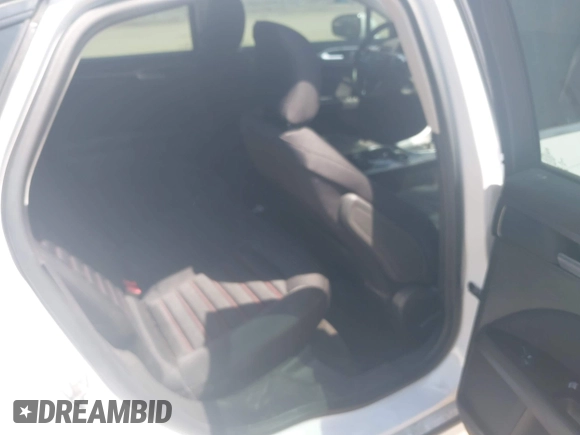 2015 Ford Fusion SE with VIN 3FA6P0H97FR284010, listed as a IAAI auction lot 42092309 with 171,826 mi miles and . Bid and sale history available at DreamBid. Image 8.