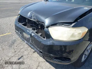 2008 Toyota Highlander z VIN JTEES41A082058636, wystawiony jako IAAI lot #42347222 z przebiegiem Nie podano mil oraz . Historia ofert i sprzedaży dostępna na DreamBid. Obrazek 6.