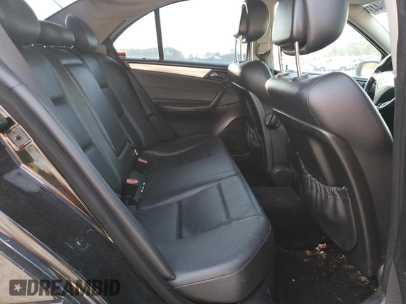 2006 Mercedes-Benz C 230 Sport z VIN WDBRF56H26F750133, wystawiony jako Copart lot #79433044 z przebiegiem 210 429 mil mil oraz Szkoda całkowita • Salvage title. Historia ofert i sprzedaży dostępna na DreamBid. Obrazek 10.