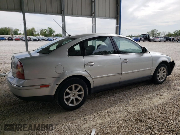 2004 Volkswagen Passat GLS with VIN WVWPD63B24P249951, listed as a Copart auction lot 54295915 with 144,336 mi miles and Salvage title. Bid and sale history available at DreamBid. Image 3.