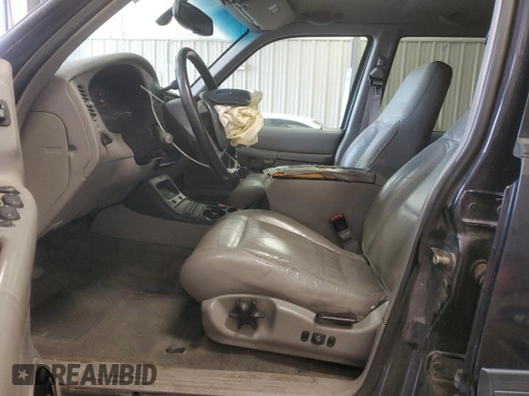 2001 Mercury Mountaineer with VIN 4M2ZU86P51UJ01568, listed as a Copart auction lot 81923284 with 150,079 mi miles and Clean title. Bid and sale history available at DreamBid. Image 7.