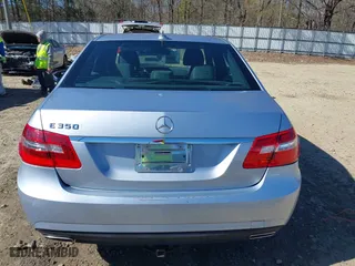 2013 Mercedes-Benz E-Class E 350 Luxury with VIN WDDHF5KB9DA708427, listed as a IAAI auction lot 41853672 with 164,477 mi miles. Bid and sale history available at carsss.com. Image 16.