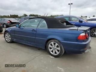 2005 BMW 3 Series 325Ci with VIN WBABW33435PL38849, listed as a Copart auction lot 74263214 with Not Provided miles and Salvage Title. Bid and sale history available at carsss.com. Image 2.