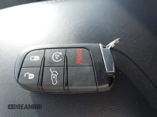 2022 Jeep Grand Cherokee Laredo X z VIN 1C4RJFAG7NC149692, wystawiony jako IAAI lot #42119197 z przebiegiem 37 835 mil mil oraz . Historia ofert i sprzedaży dostępna na DreamBid. Obrazek 11.